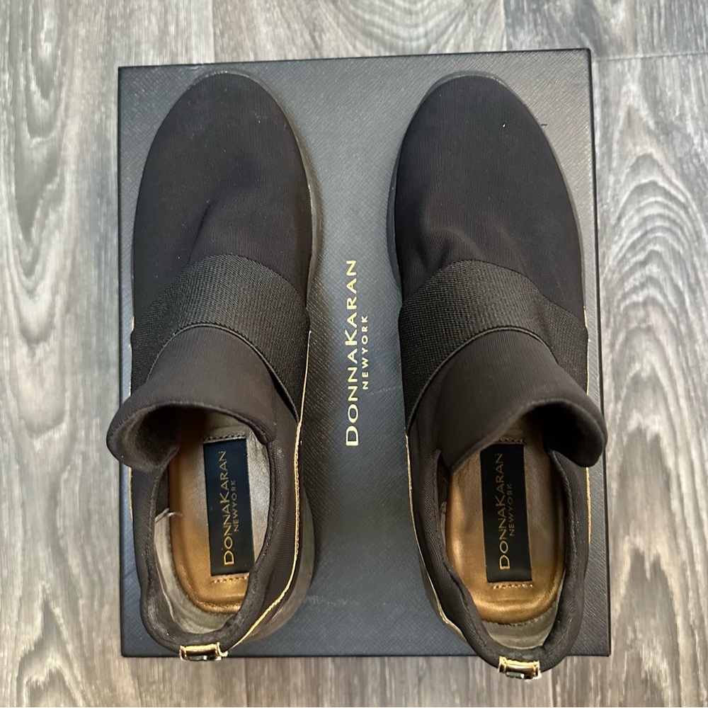 Donna Karan comfy sneaker booty